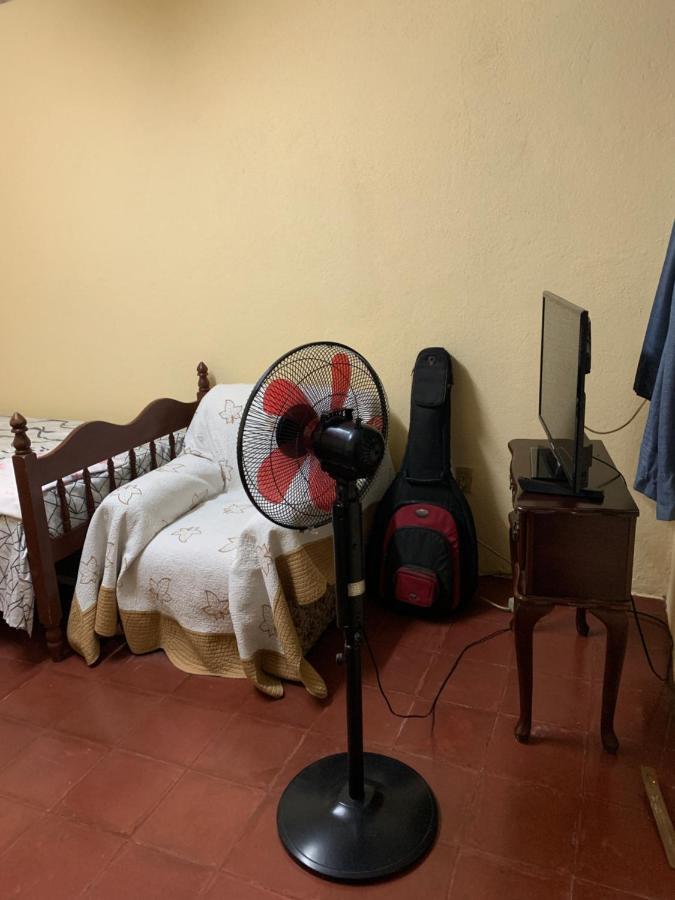 Casa Cisneros Bed & Breakfast León Eksteriør billede