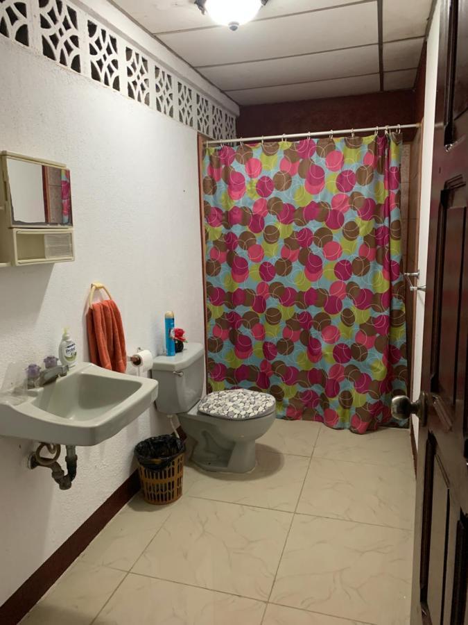 Casa Cisneros Bed & Breakfast León Eksteriør billede